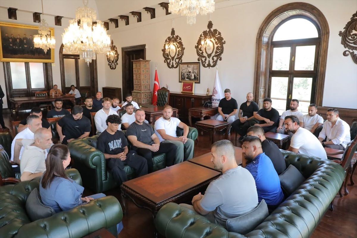 Edirne\'de Pehlivanlara Teşekkür