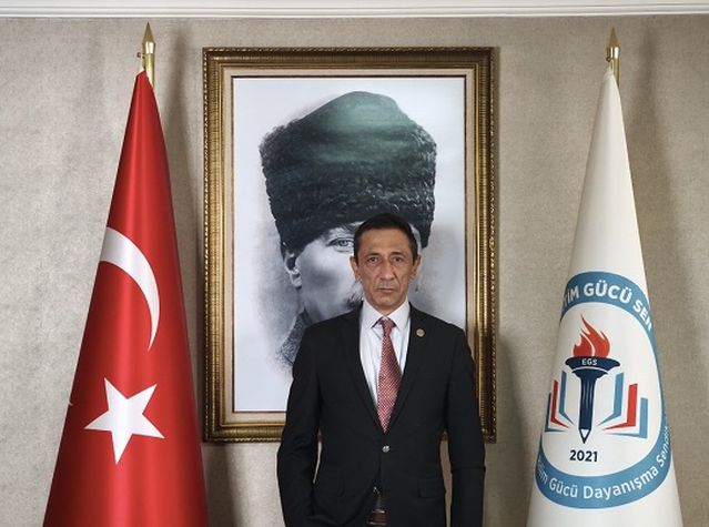 Mahkeme, Öğretmenin Görev Süresini Uzatmadı