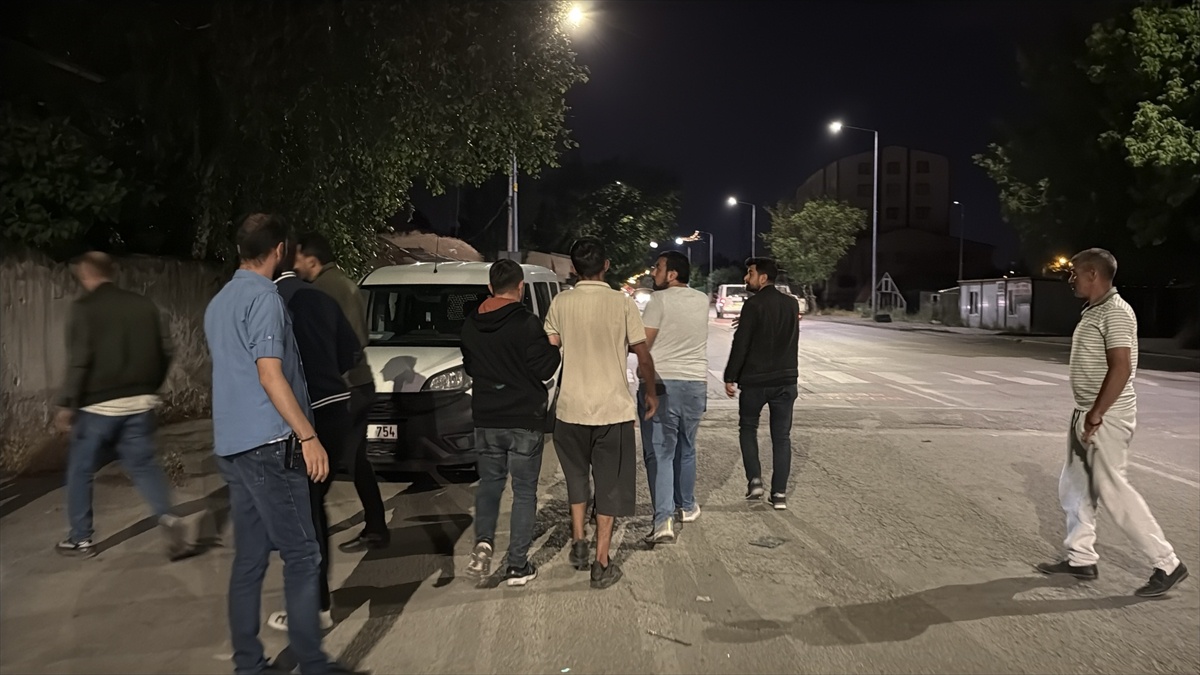 Erzurum\'da 10 Düzensiz Göçmen Yakalandı