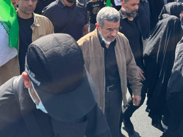 ABD saldırılarında öldüğü iddia edilen Ahmedinejad aylar sonra görüntülendi