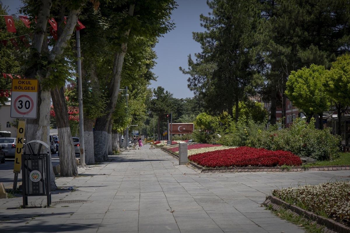 Gaziantep ve Malatya\'da Sıcak Hava Etkili
