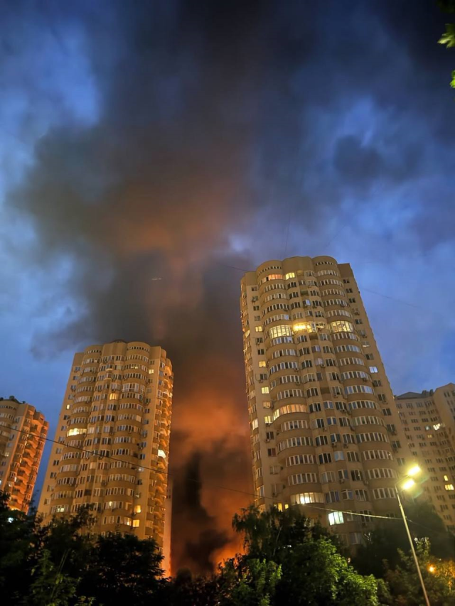 Gece yarısı Kiev'e füze yağdı! 3 kişi öldü, 7 kişi yaralandı