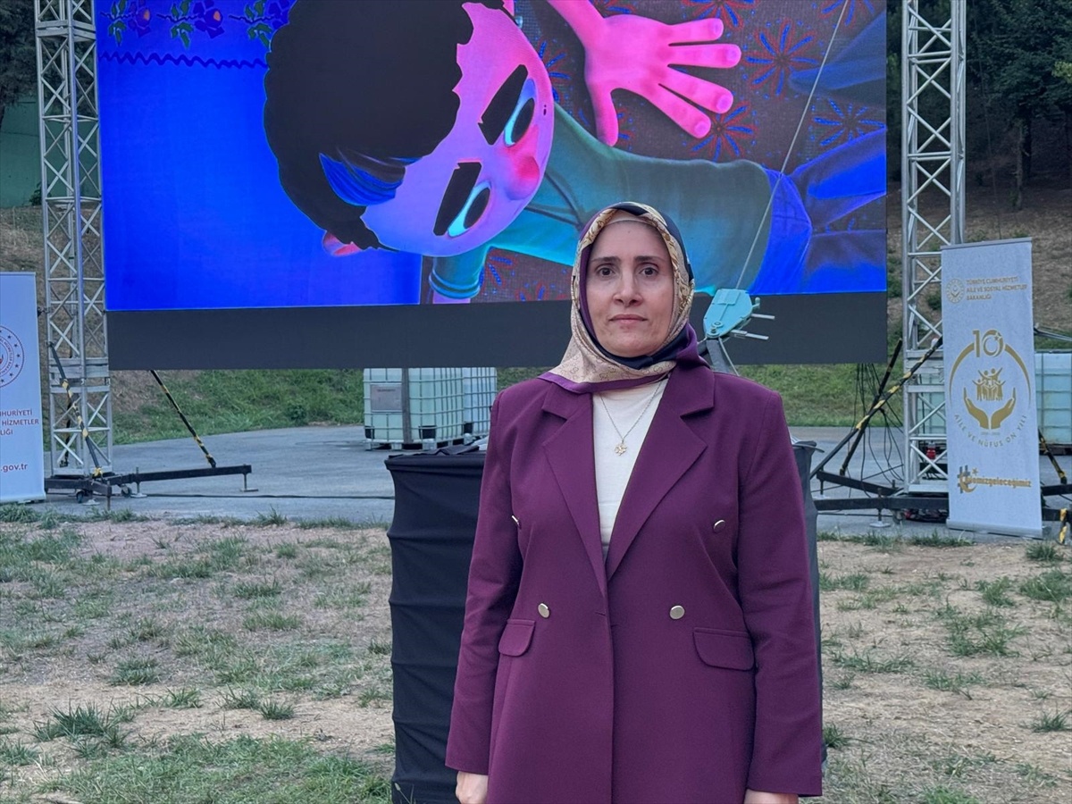 Koruyucu Aileler İçin Açık Hava Sineması