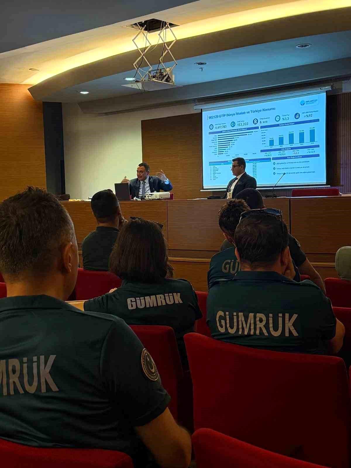 Kaçak Tıbbi Cihazlarla Mücadele Eğitimi