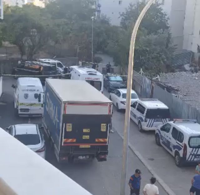 Kartal'da metruk gecekonduda kadın cesedi bulundu