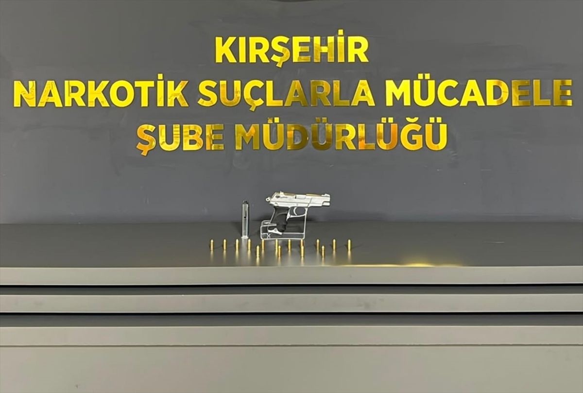 Kırşehir\'de Ruhsatsız Silah Operasyonu