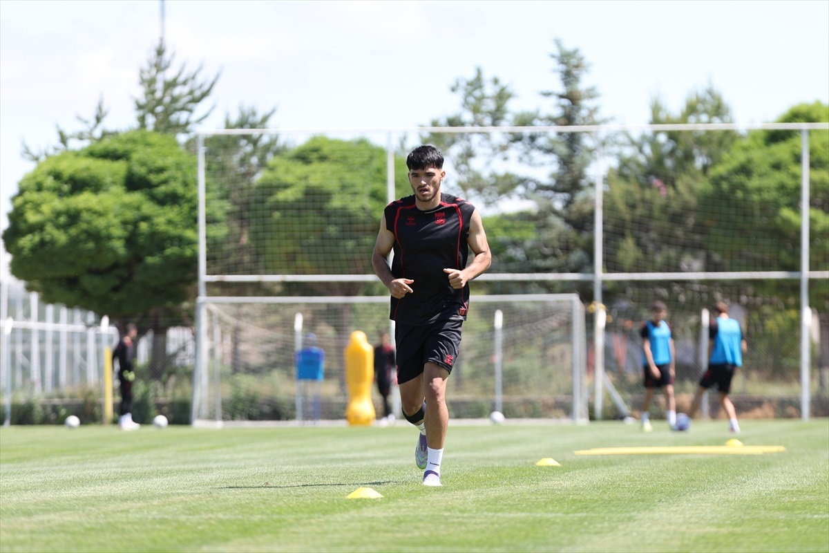 Sivasspor, Yeni Sezon Hazırlıkları Devam Ediyor
