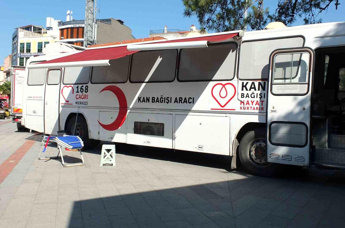 Burhaniye\'de Kan Bağışı Azaldı