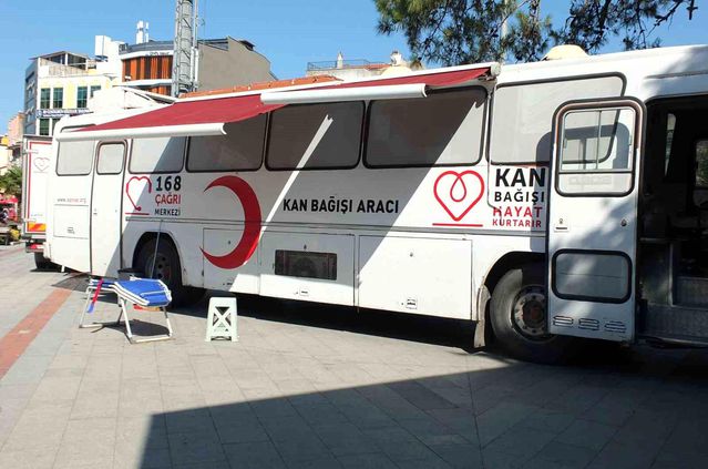 Burhaniye’de Kan Bağışı Azaldı