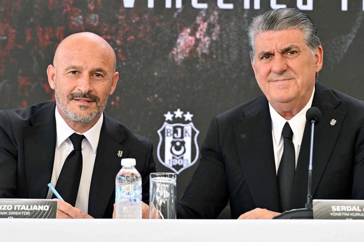 Beşiktaş\'ta transferler üst üste açıklandı