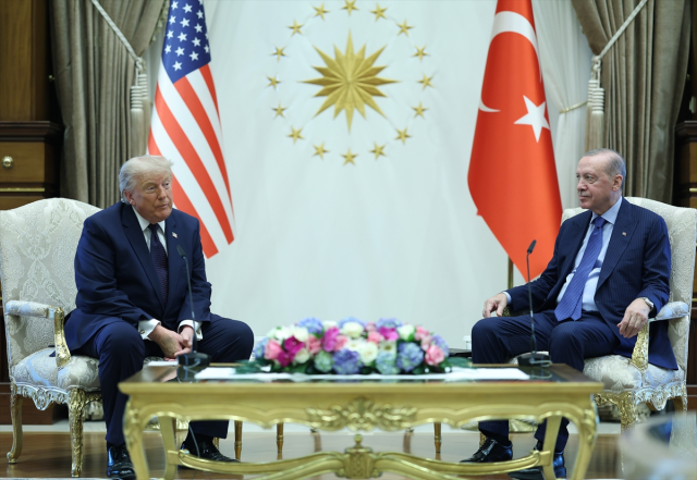 Beştepe'de F-35 sorusu! Trump açık kapı bıraktı, Erdoğan sayı verdi