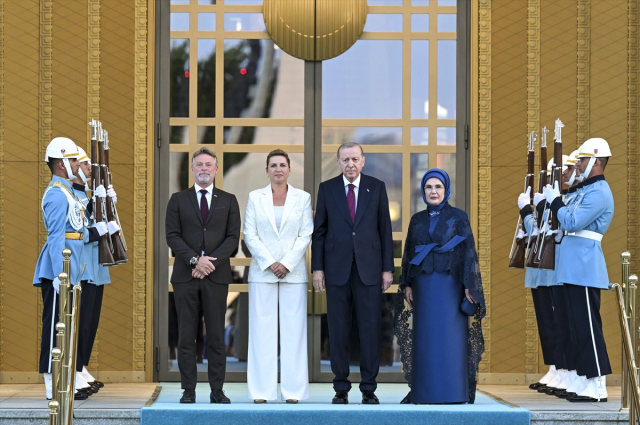 Beştepe'de resepsiyon! Erdoğan çifti, Trump'ı karşıladı