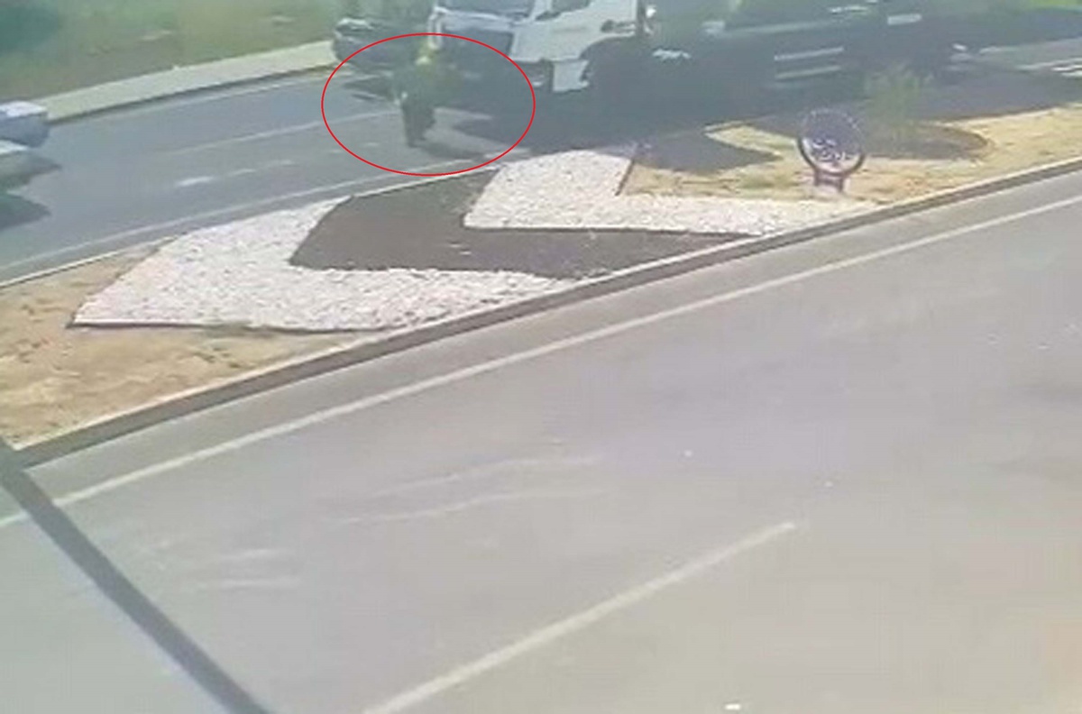 Beton Mikseri Çarptı: Kaza Anı Kamerada