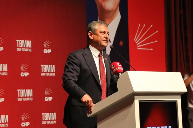 Trump <a class='keyword-sd' href='/ankara/' title='Ankara'>Ankara</a>'ya indi, Özgür Özel'den <a class='keyword-sd' href='/rusya/' title='Rusya'>Rusya</a> ve Çin çıkışı geldi