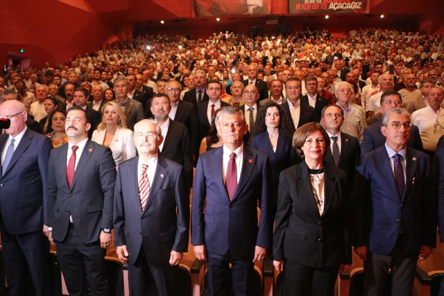 Trump Ankara'ya indi, Özgür Özel'den Rusya ve Çin çıkışı geldi