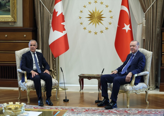 Cumhurbaşkanı Erdoğan'ın NATO diplomasisi! Liderlerle ikili görüşmeler gerçekleşiyor