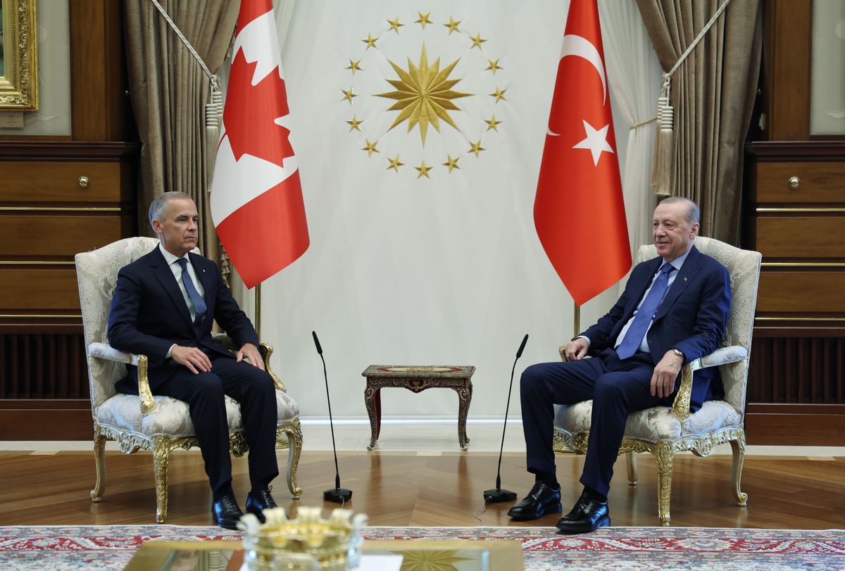 Erdoğan, NATO Zirvesi\'nde Carney\'i kabul etti