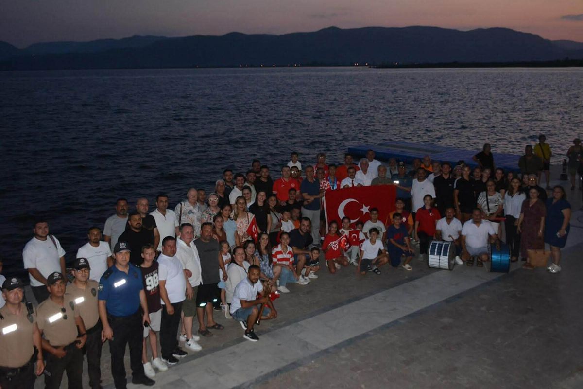 Rahmi Kaan Karahan\'dan Tarihi Başarı