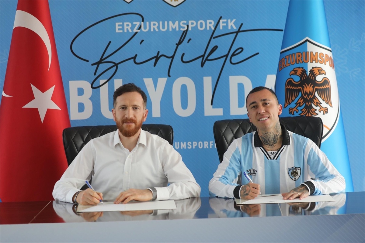 Erzurumspor\'dan İki Yeni Sözleşme