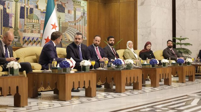Macron Suriye’yi Ziyaret Etti