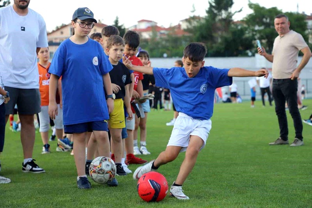 GSB Spor Okulları ve Yaz Kulübü Açılışı Yapıldı
