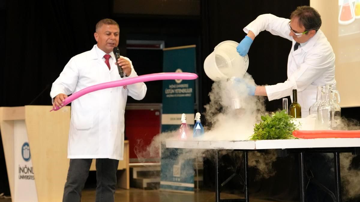 İnönü Üniversitesi Bilim Yaz Kampı Açıldı