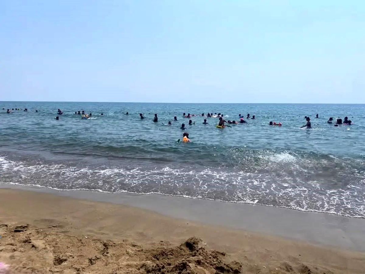 Kız Çocukları Silifke\'de Deniz Kampında