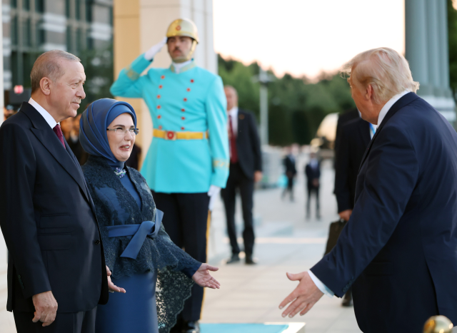 Külliye'de tarihi NATO resepsiyonu: Liderler aile fotoğrafı çekimine katıldı