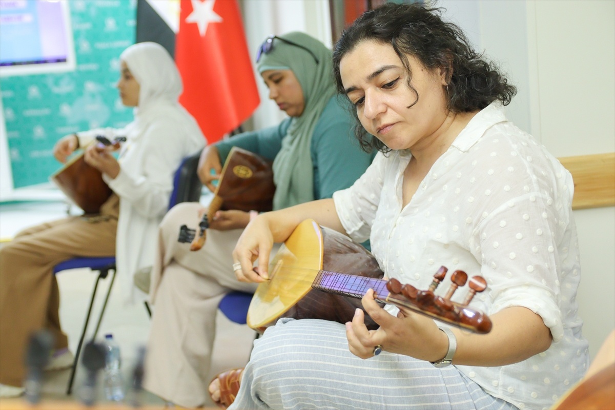 Kahire\'de Bağlama Kursu Başladı