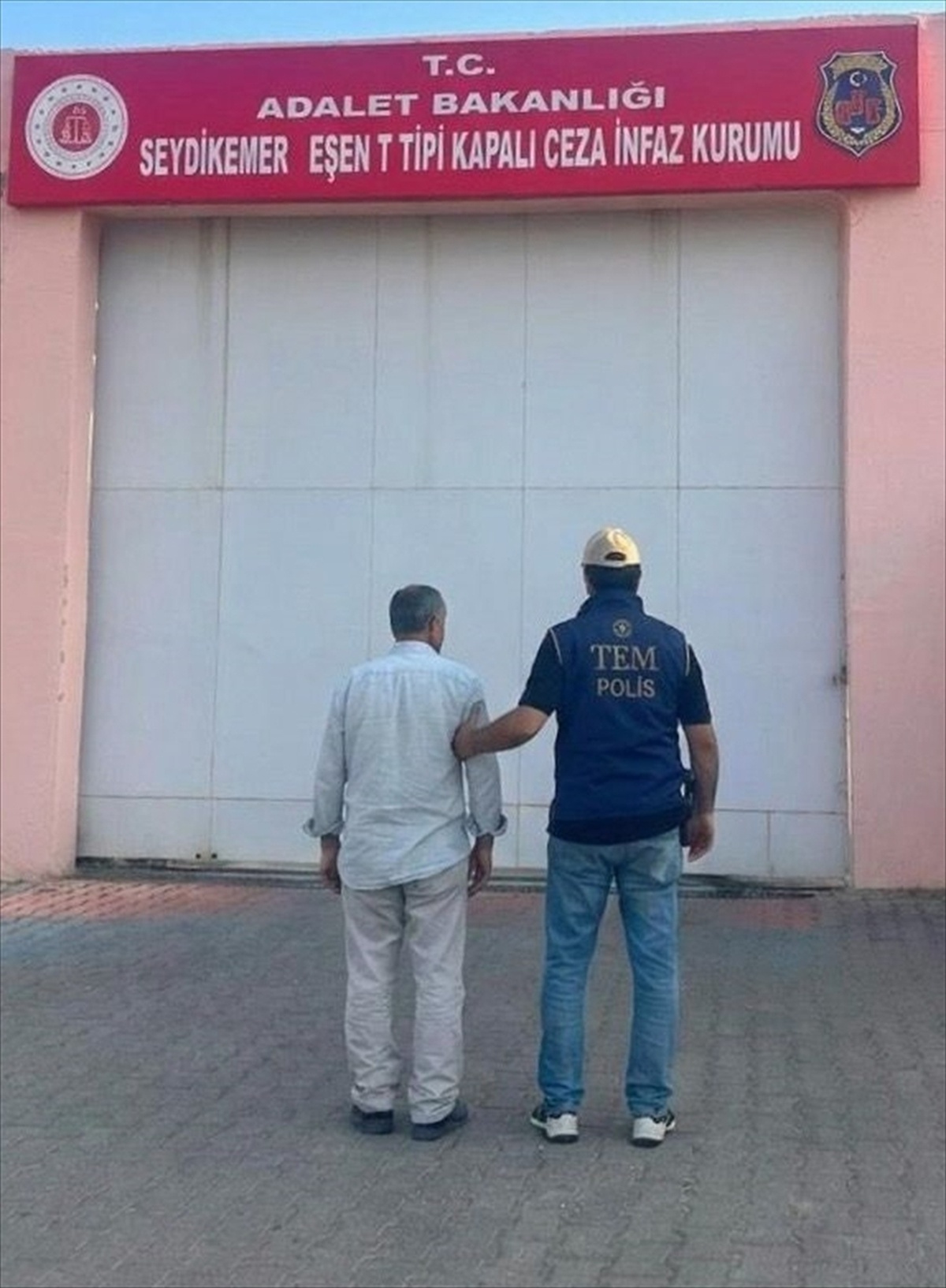 FETÖ Firarisi Seydikemer\'de Yakalandı