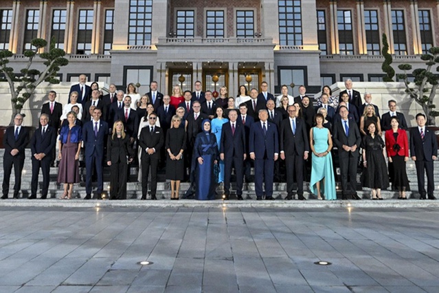 Külliye’de tarihi NATO resepsiyonu: Liderler aile fotoğrafı çekimine katıldı