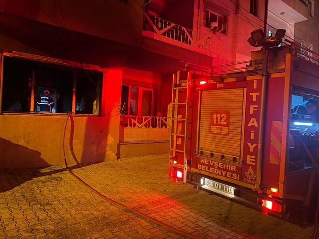 Kardeş Kavgası Evi Yaktı