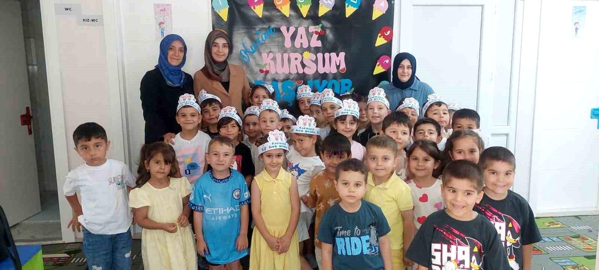 Müftü Yardımcısı Anatoprak, Yaz Kur\'an Kurslarını Ziyaret Etti