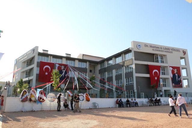 Alzheimer Merkezi Açıldı