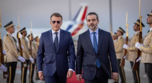 Şam'da Fransa Cumhurbaşkanı Macron'un kaldığı otelin yakınında patlama