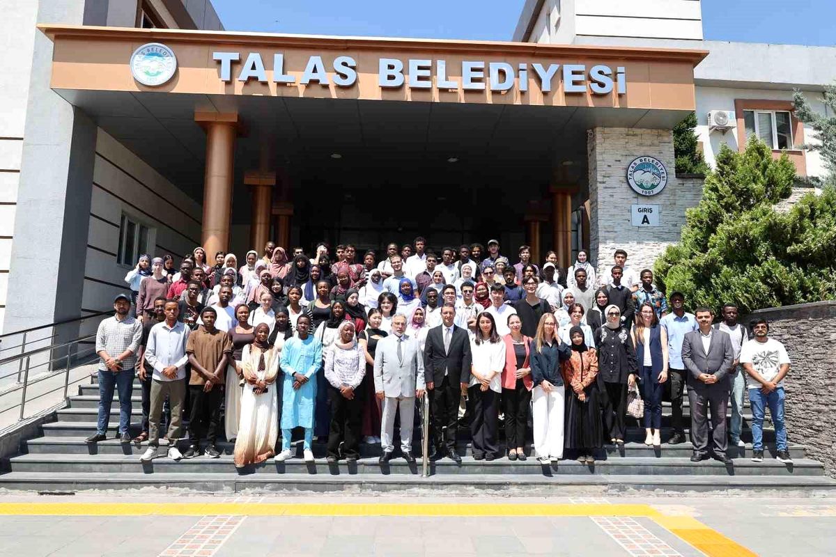 Talas\'ta renkli buluşma