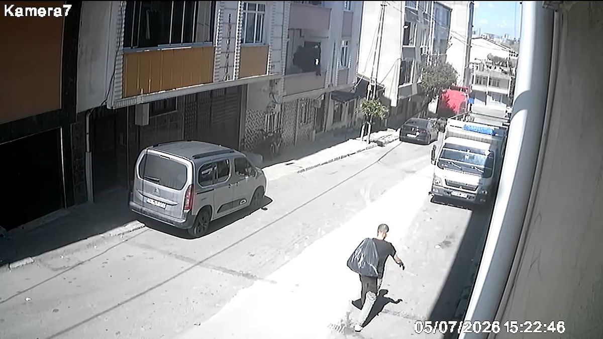 Avcılar\'da Hırsızlık: 8 Bin Liralık Elektronik Parça Çalındı