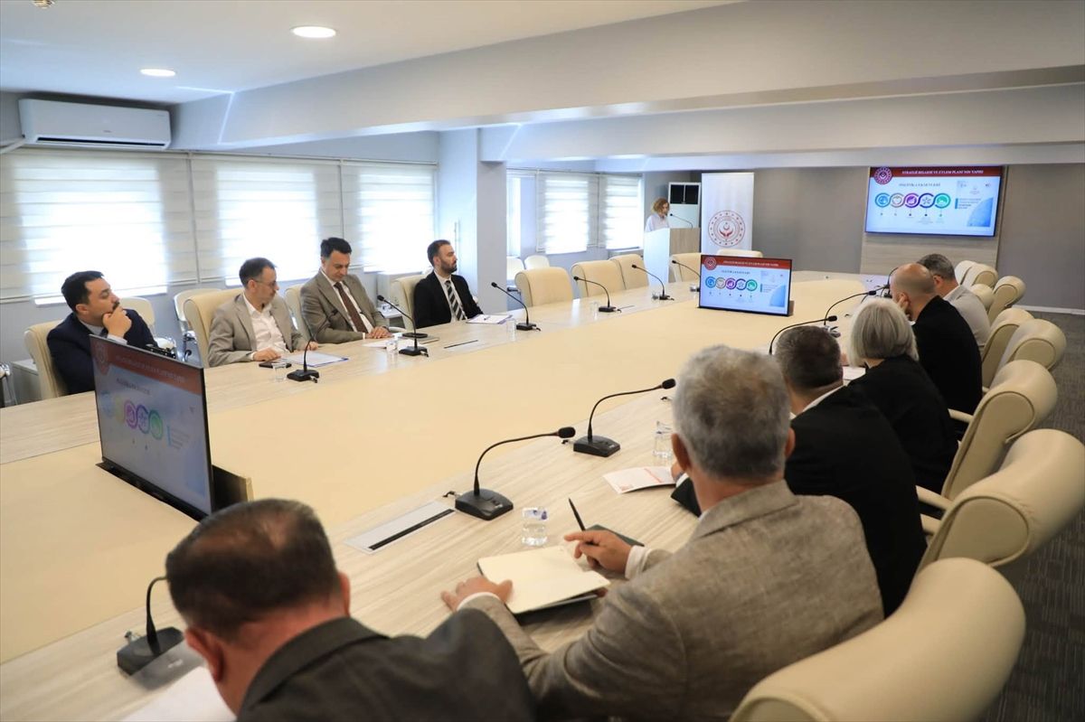 Kadınların Güçlenmesi İçin Toplantı