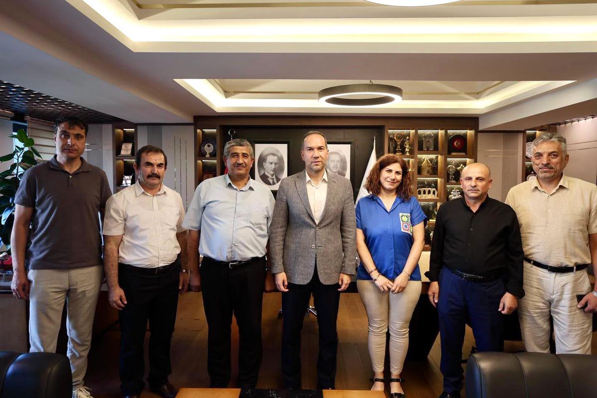 Niğde Belediye Başkanına UCLG üyeliği sonrası tebrik ziyaretleri