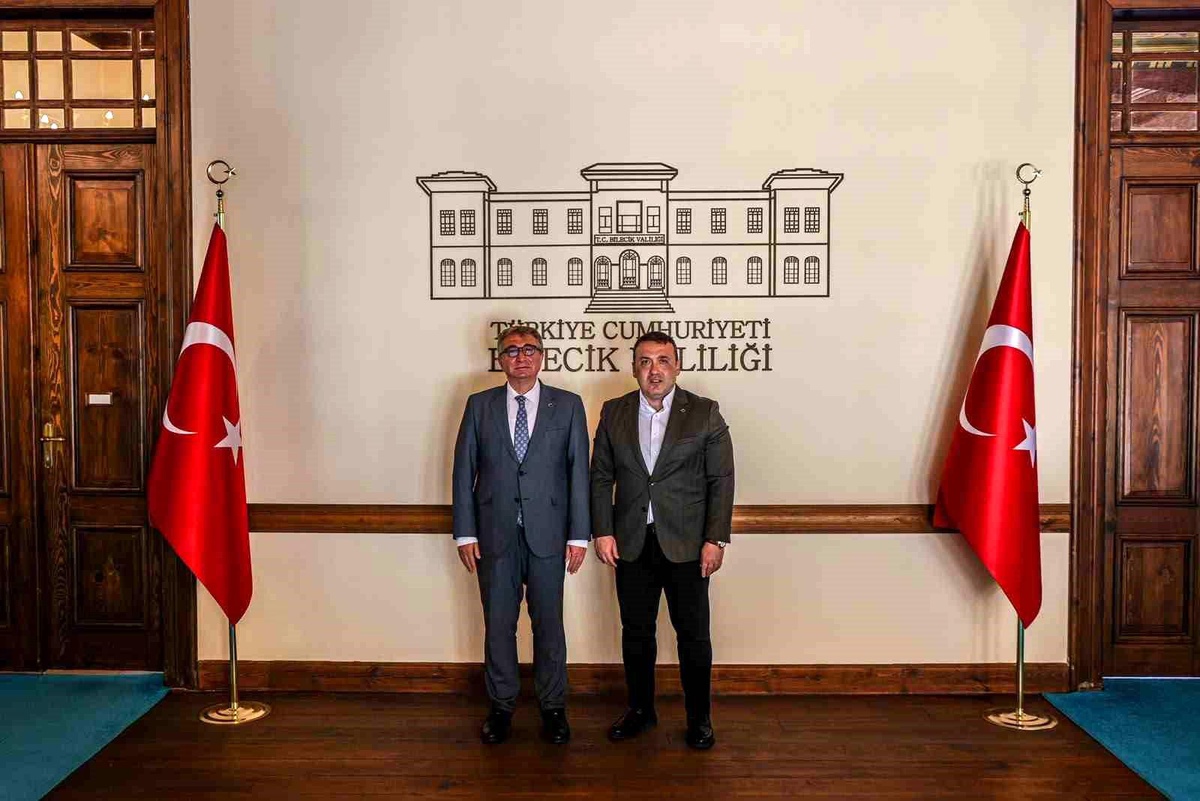 Bozüyük Kaymakamı Dr. Helvacı Göreve Başladı