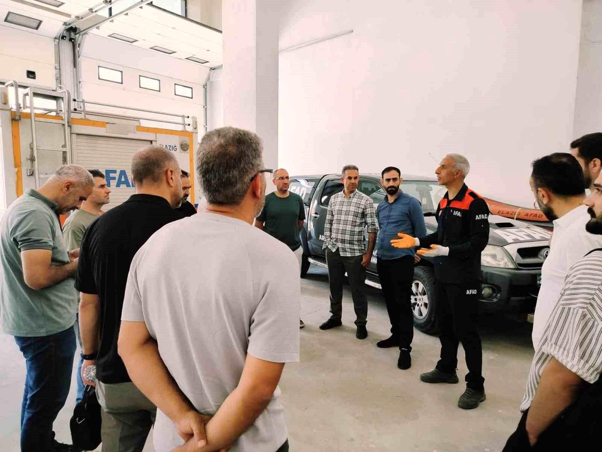 Elazığ\'da Arama Kurtarma Eğitimi