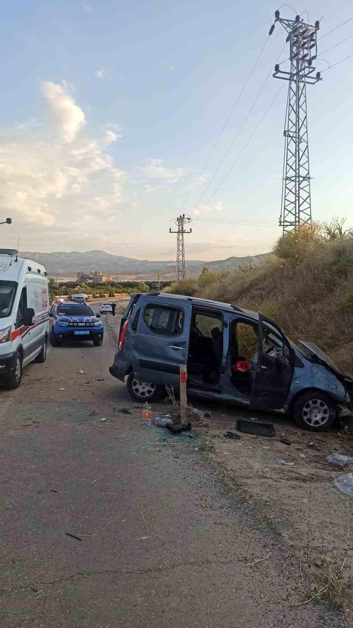 Elazığ\'da trafik kazası: 4 yaralı