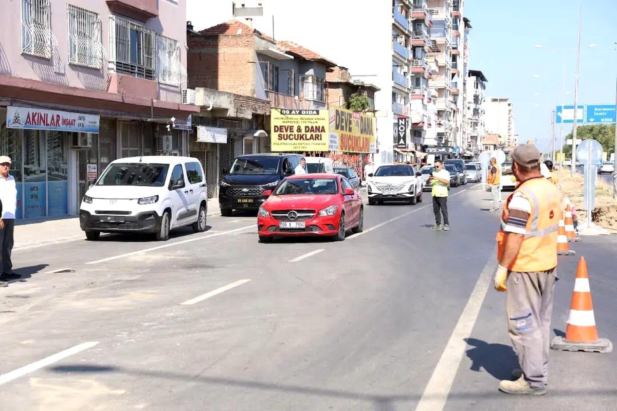 İncirliova anayolunda sıcak asfalt çalışması tamamlandı