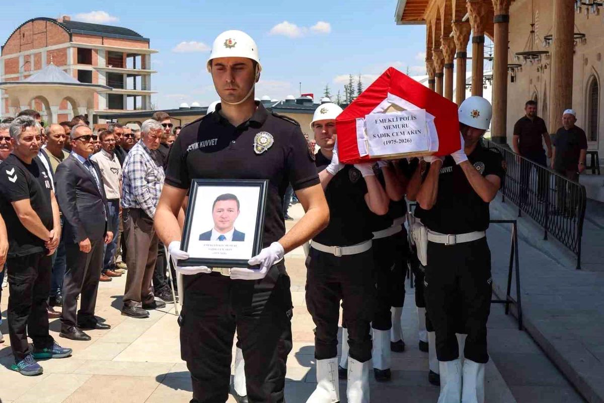Polis Memuru Cem Akın Son Yolculuğuna Uğurlandı