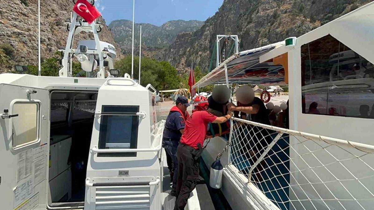 Yamaç Paraşütü Pilotu Kelebekler Vadisi\'ne Düştü