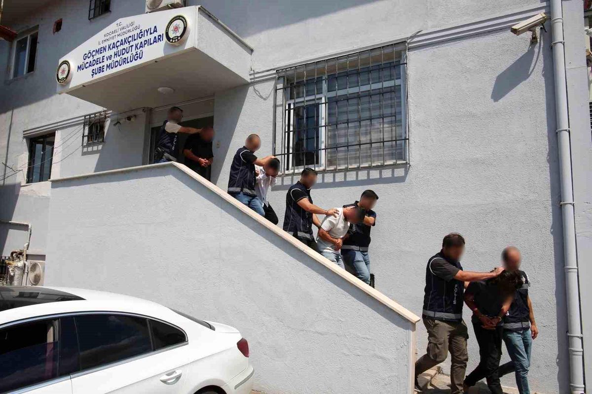 Kocaeli\'de Göçmen Kaçakçılığı Operasyonu