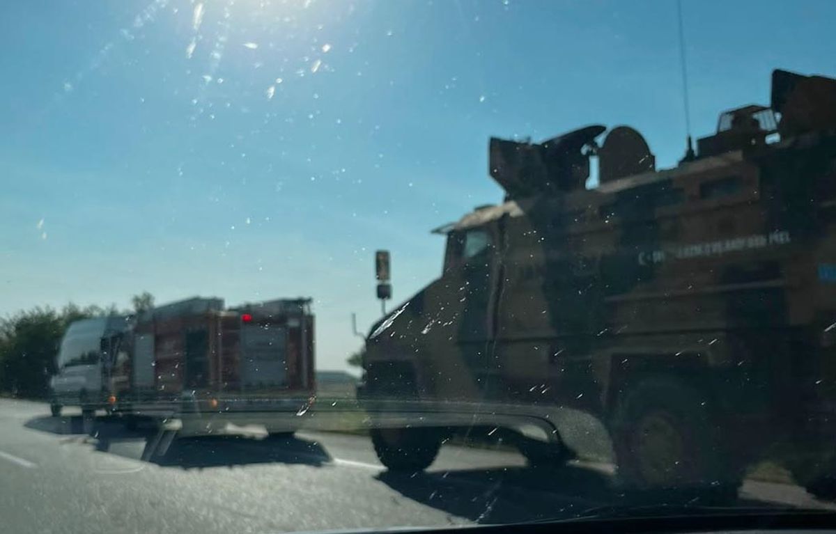 Zırhlı Araç Devrildi, 1 Asker Yaralandı