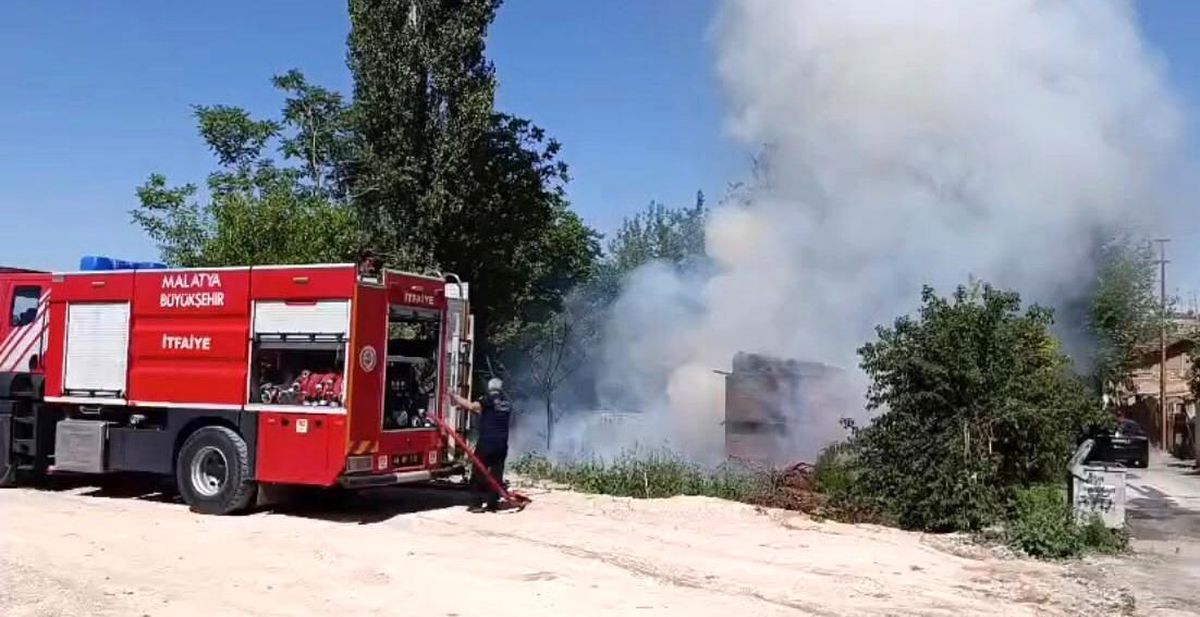 Malatya\'da Bahçe Yangını Kontrol Altına Alındı