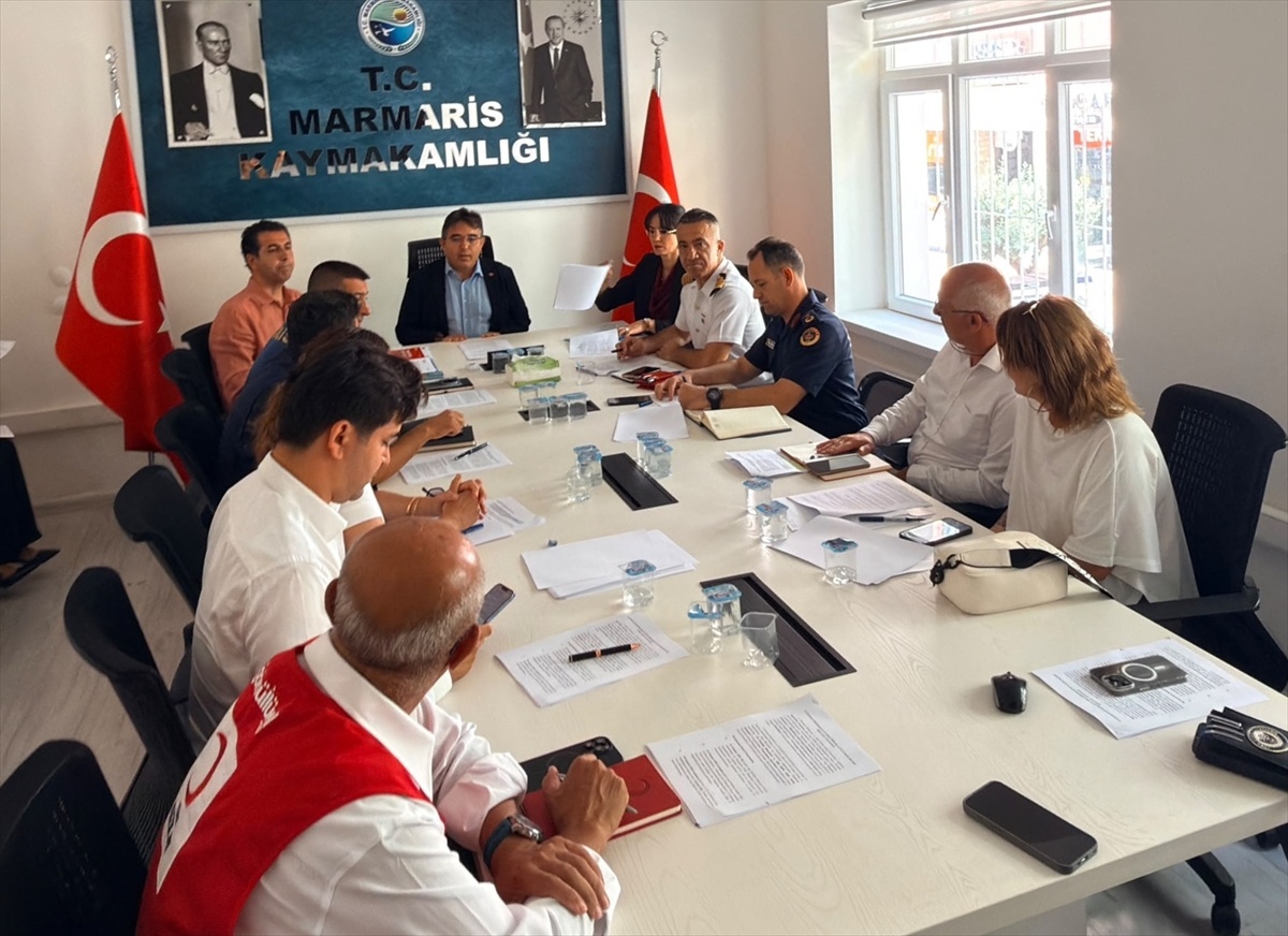 Marmaris\'te 15 Temmuz Hazırlıkları