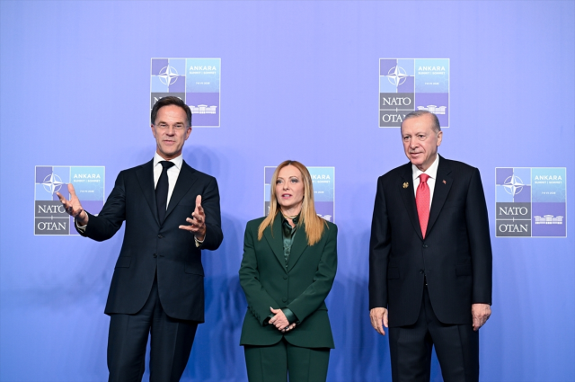 Meloni'den Trump ile yaşanan